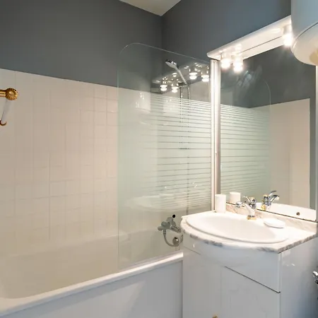 Le Sporting-16 By Interhome Appartement