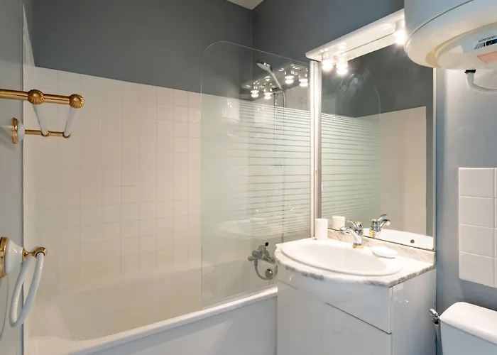 Le Sporting-16 By Interhome Appartamento