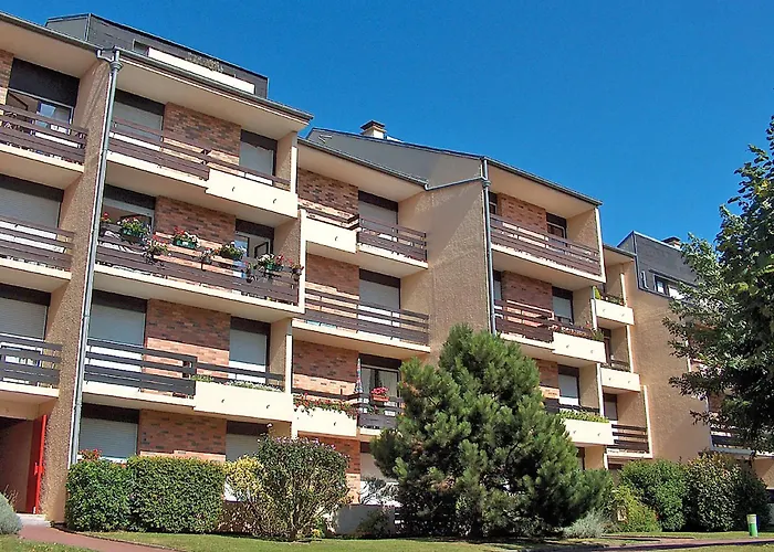 Le Sporting-16 By Interhome Appartamento